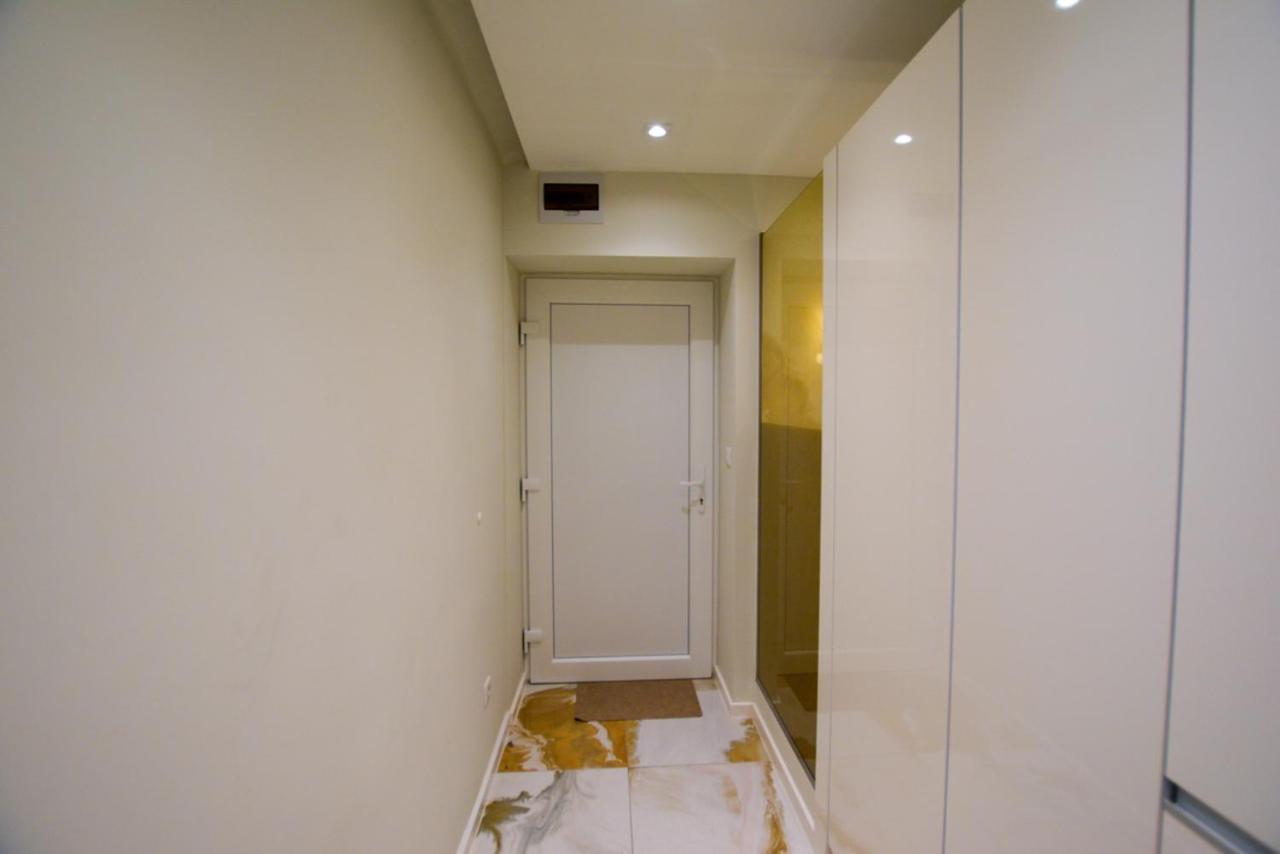 Lion'S Den Deluxe Studio Apartment Budapest Luaran gambar